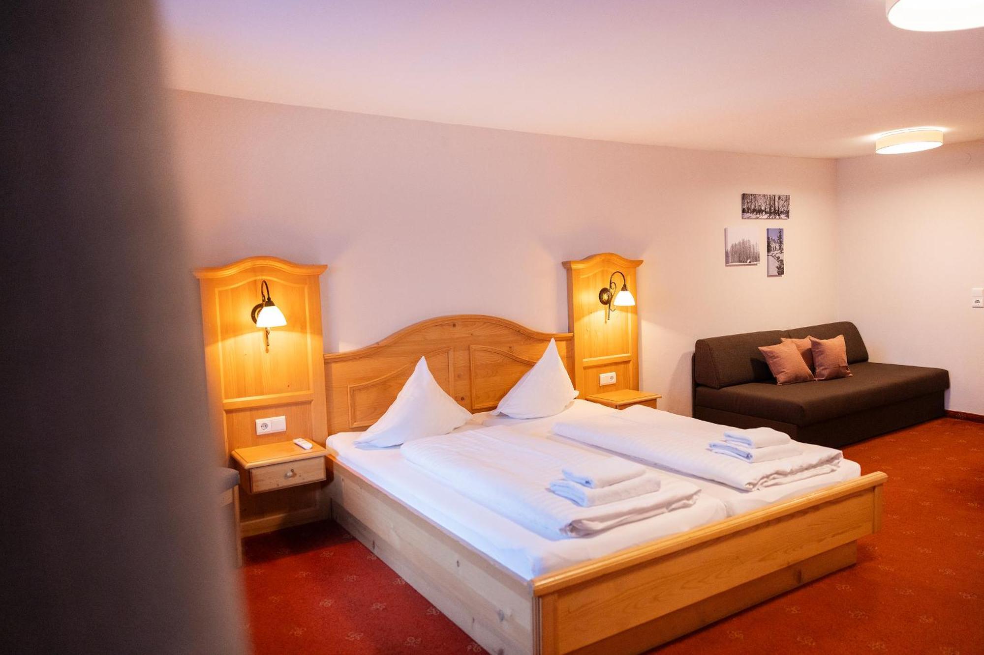 Hotel Gasthof Hirschentenne Щамс Екстериор снимка
