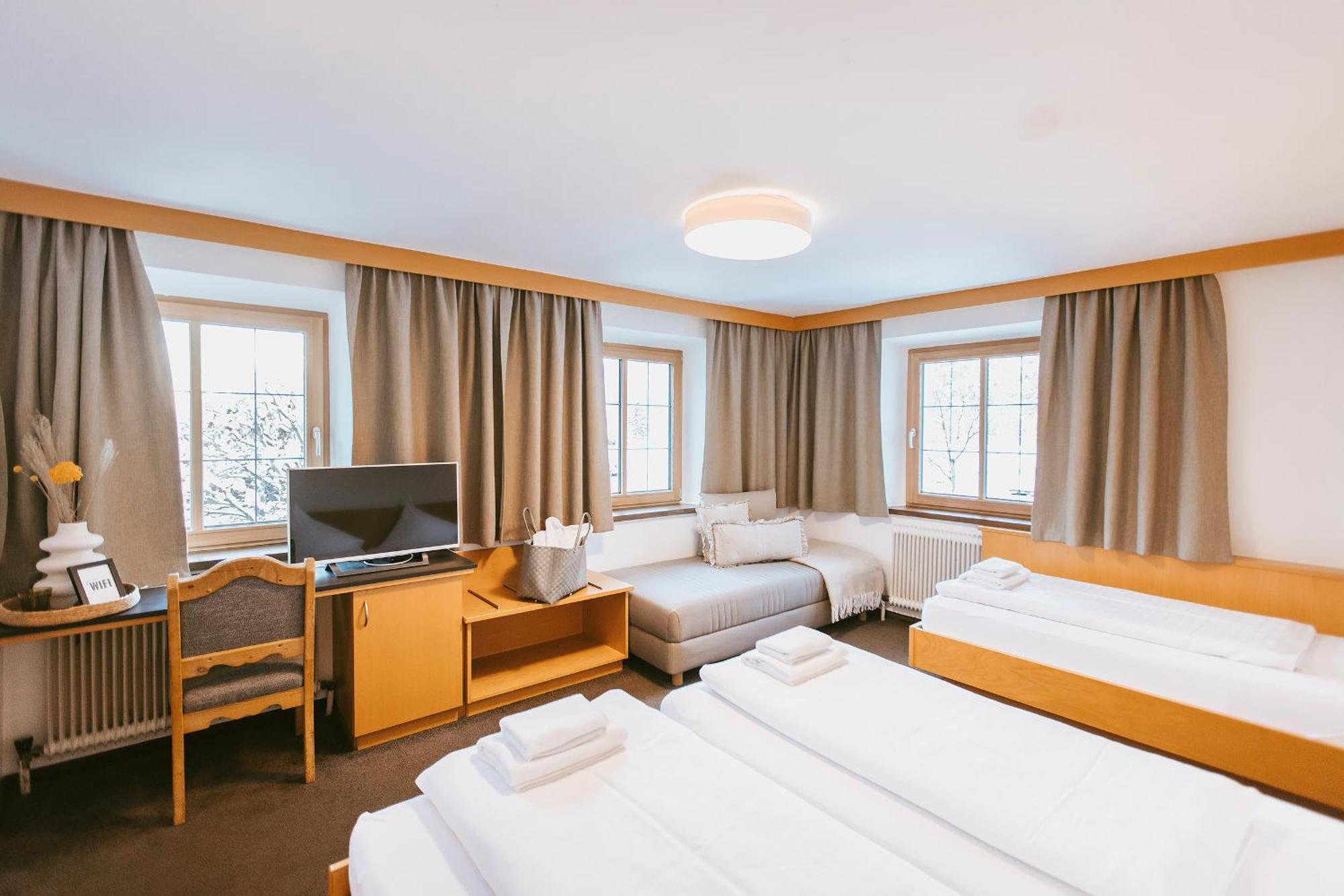 Hotel Gasthof Hirschentenne Щамс Екстериор снимка
