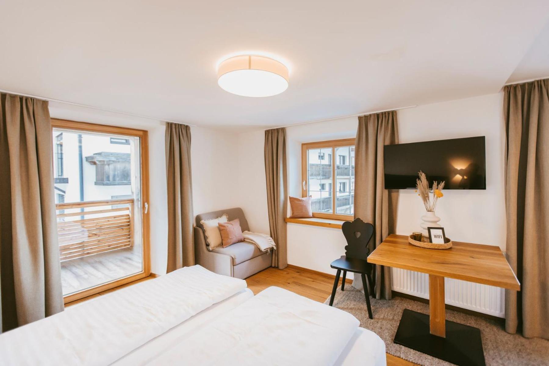 Hotel Gasthof Hirschentenne Щамс Екстериор снимка
